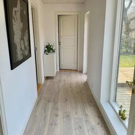 펜션 Modern Near North Zealand's Beaches