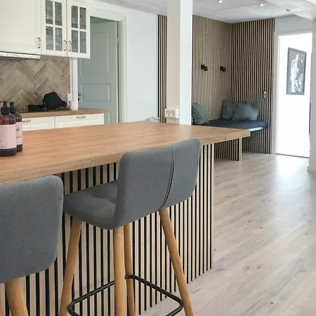 Modern Near North Zealand's Beaches 펜션