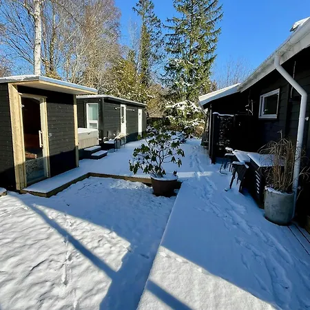 펜션 Modern Near North Zealand's Beaches