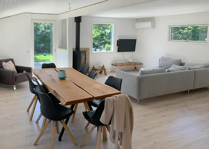 Modern Near North Zealand's Beaches * Smidstrup