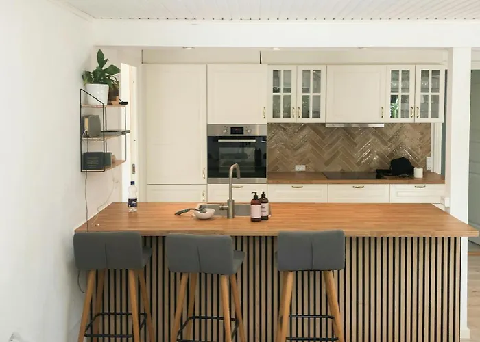 Modern Near North Zealand's Beaches *